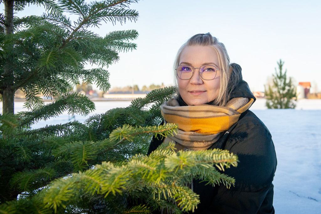 Kirjailija Elina Saarikoski
