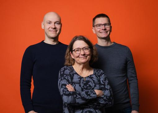 Teemu Huikuri, Riikka Otsamo ja Tapio Haarlaa.